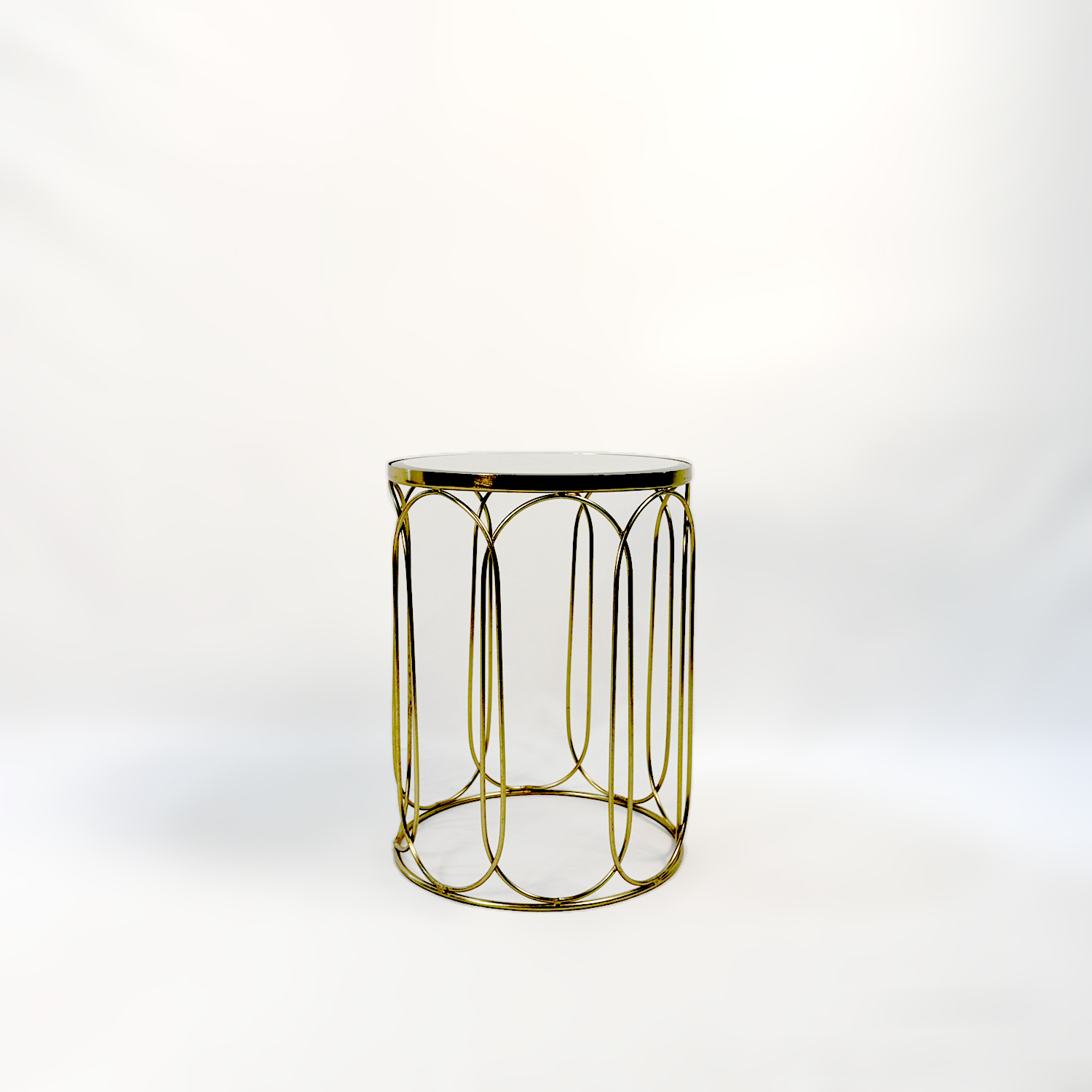 طاولة بمرآة